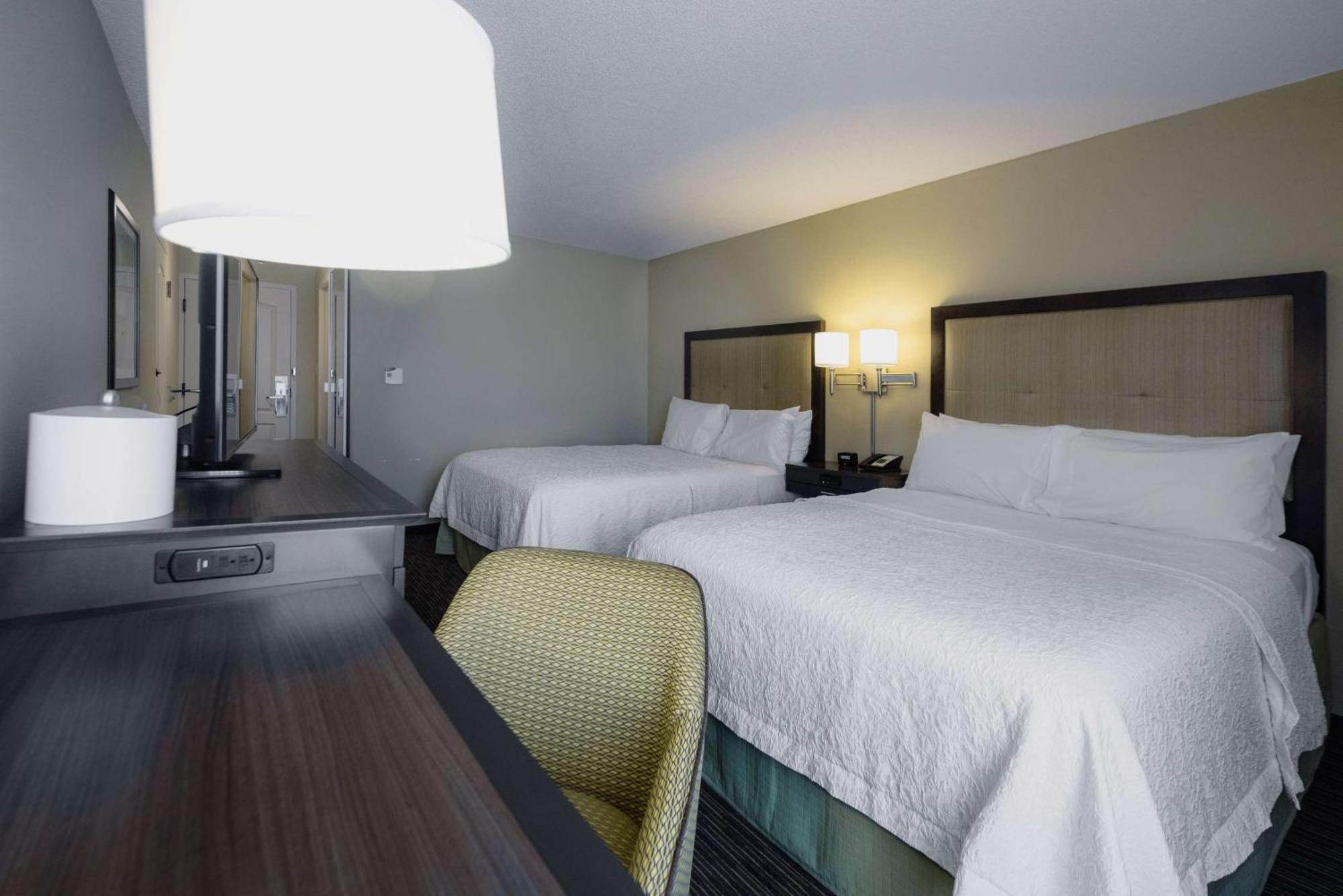 Hampton Inn Meridian Exterior foto