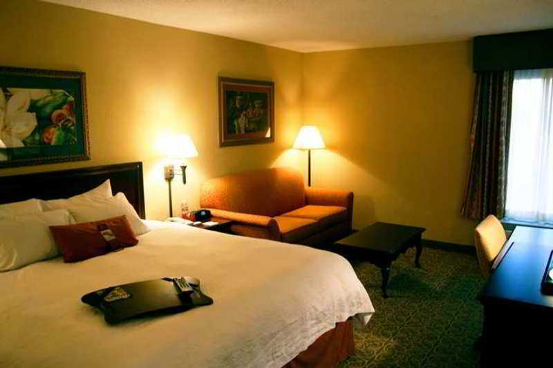 Hampton Inn Meridian Quarto foto